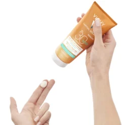 Capital Soleil Gel Leche Wet Skin SPF30, 200 ml. - Vichy