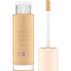 Catrice Soft Glam Filter Fluid Glow Booster 020 Light Mediu 30Ml