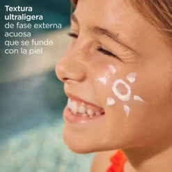 Fotoprotector Fusion Water MAGIC Pediatrics SPF 50, 50 ml. - Isdin