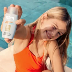 Fotoprotector Fusion Water MAGIC Pediatrics SPF 50, 50 ml. - Isdin