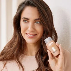 Fotoprotector Fusion Water MAGIC Color Medium, SPF 50, 50 ml. - Isdin