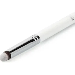 Ilū Precision Smudge Brush 425 1Ud