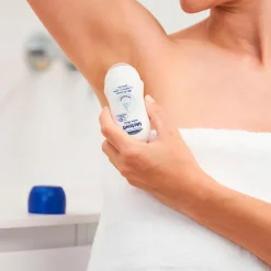 Invisible Antimanchas Deo Roll - On 50 ml - Lactovit
