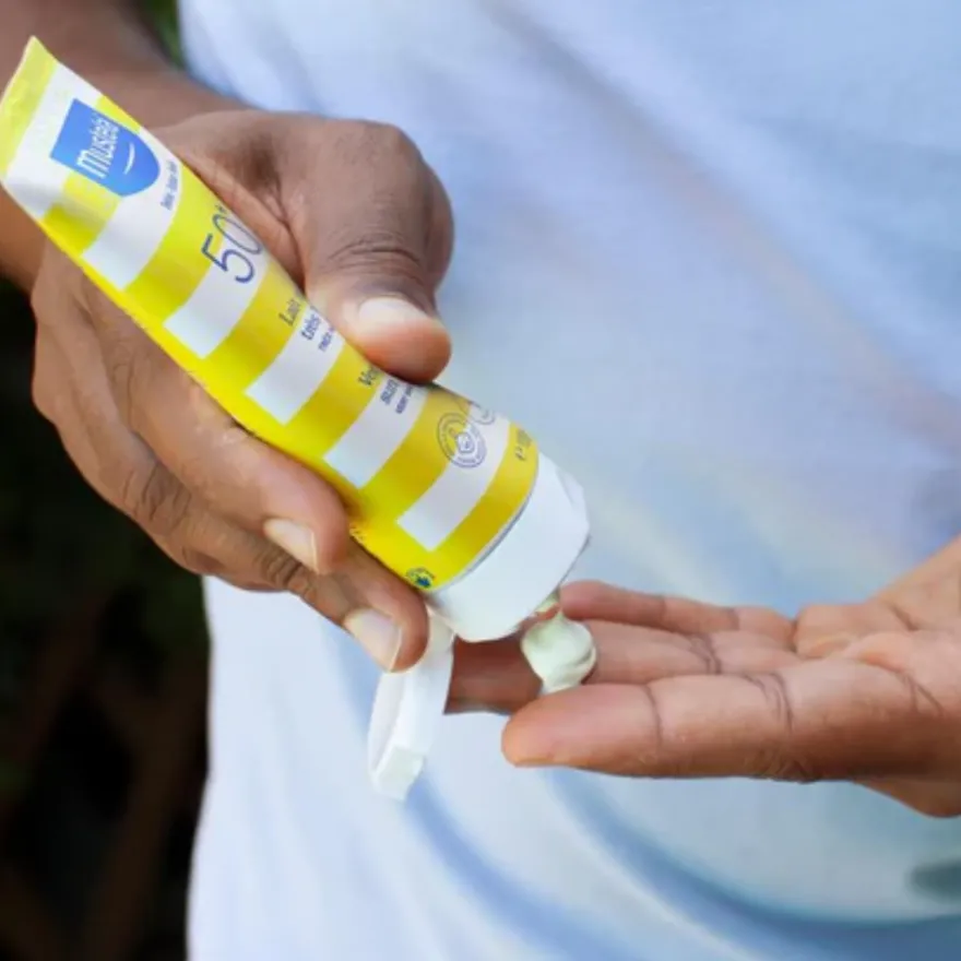 Leche Solar muy alta Protección SPF50+, 100 ml. - Mustela