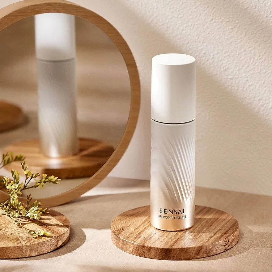Sensai Lift Focus Essence 40 Ml