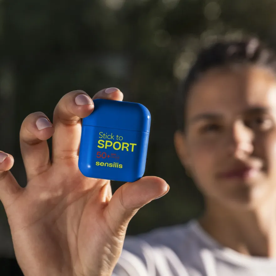 Stick To Sport SPF50+, 10 g. - Sensilis
